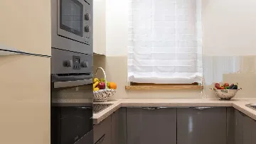 Seafront Wellness Villa with Pool, Blato