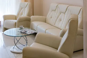 Seafront Wellness Villa with Pool, Blato