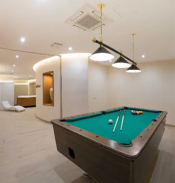 Seafront Wellness Villa with Pool, Blato