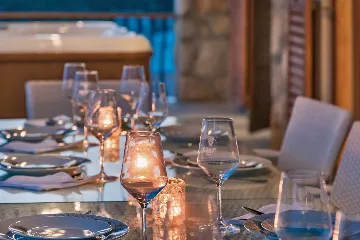 Seafront Wellness Villa with Pool, Blato