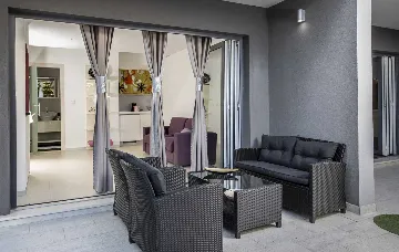 Contemporary Seaside Villa with Pool, Rogoznica