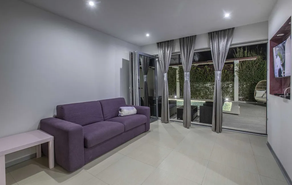 Contemporary Seaside Villa with Pool, Rogoznica