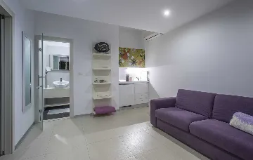 Contemporary Seaside Villa with Pool, Rogoznica