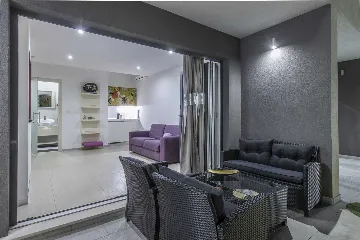 Contemporary Seaside Villa with Pool, Rogoznica