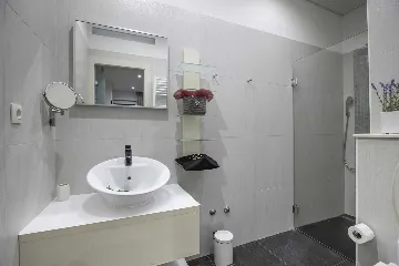 Contemporary Seaside Villa with Pool, Rogoznica