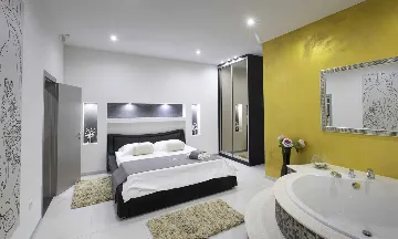 Contemporary Seaside Villa with Pool, Rogoznica