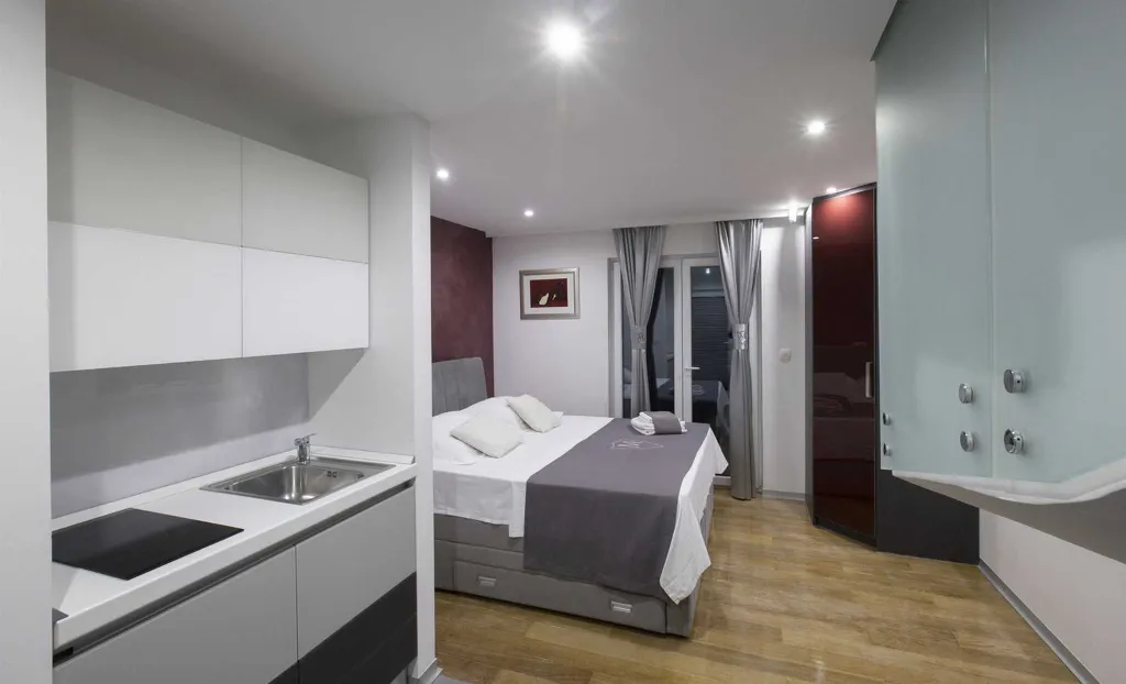 Contemporary Seaside Villa with Pool, Rogoznica