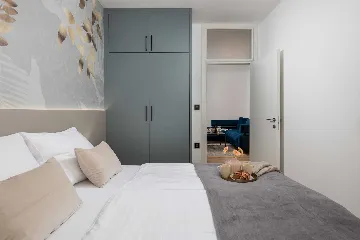 Rijeka 2-Bedroom Apartment for 3–5 Guests