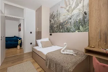 Rijeka 2-Bedroom Apartment for 3–5 Guests