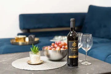 Rijeka 2-Bedroom Apartment for 3–5 Guests