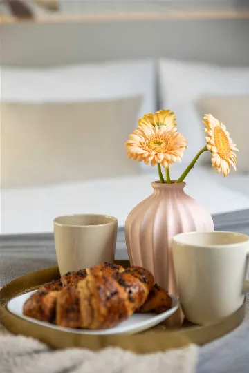 Rijeka 2-Bedroom Apartment for 3–5 Guests