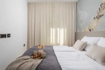 Rijeka 2-Bedroom Apartment for 3–5 Guests