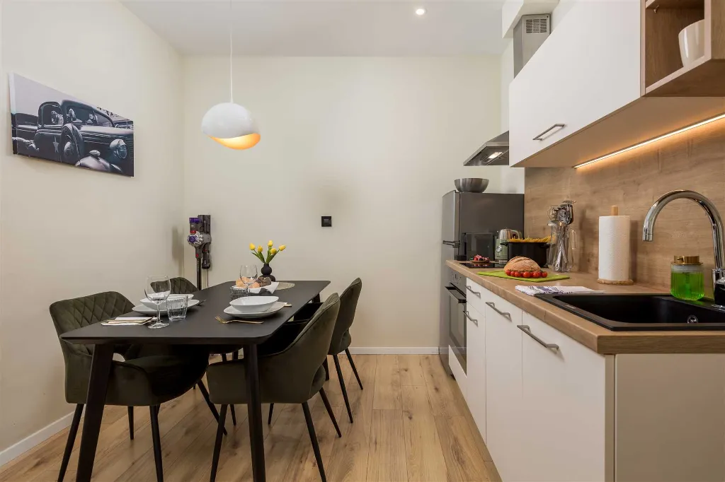 Rijeka 1-Bedroom Apartment for up to 4