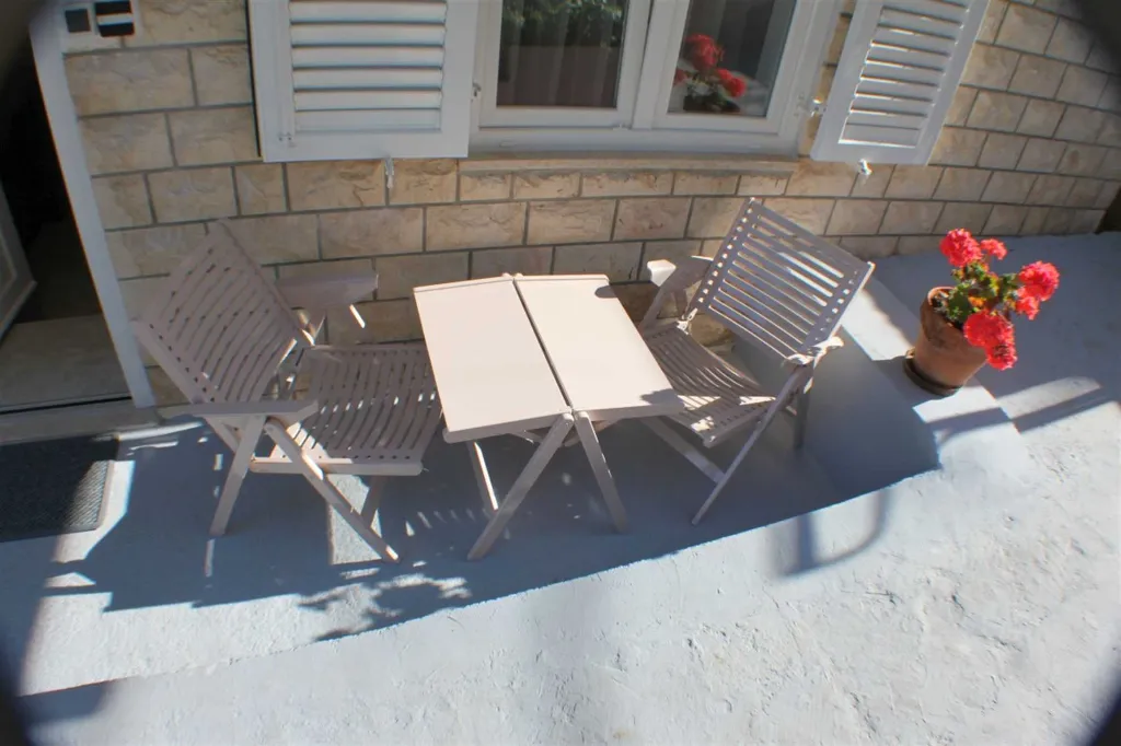 1-Bedroom Apartment in Mali Lošinj for 1 Guest