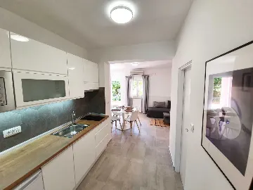 1-Bedroom Apartment with Balcony in Mali Lošinj