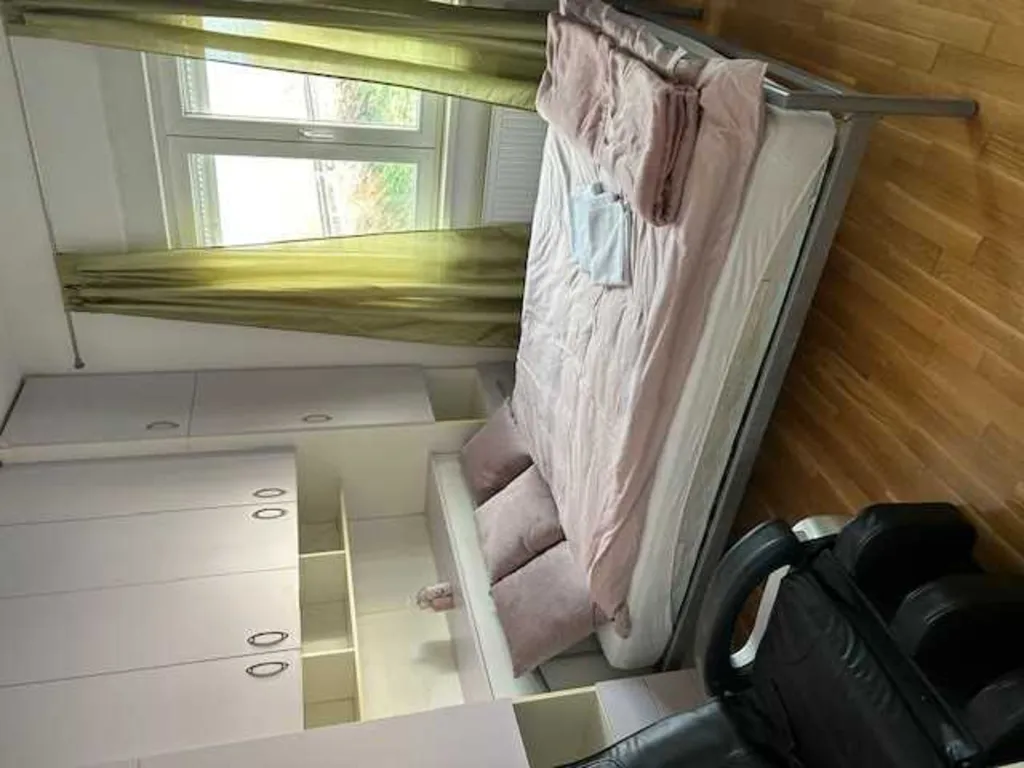 Apartman*** s parkingom Kajzerica