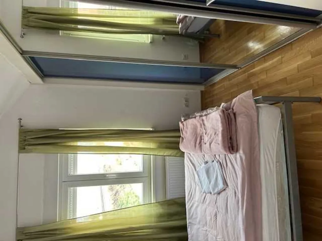 Apartman*** s parkingom Kajzerica