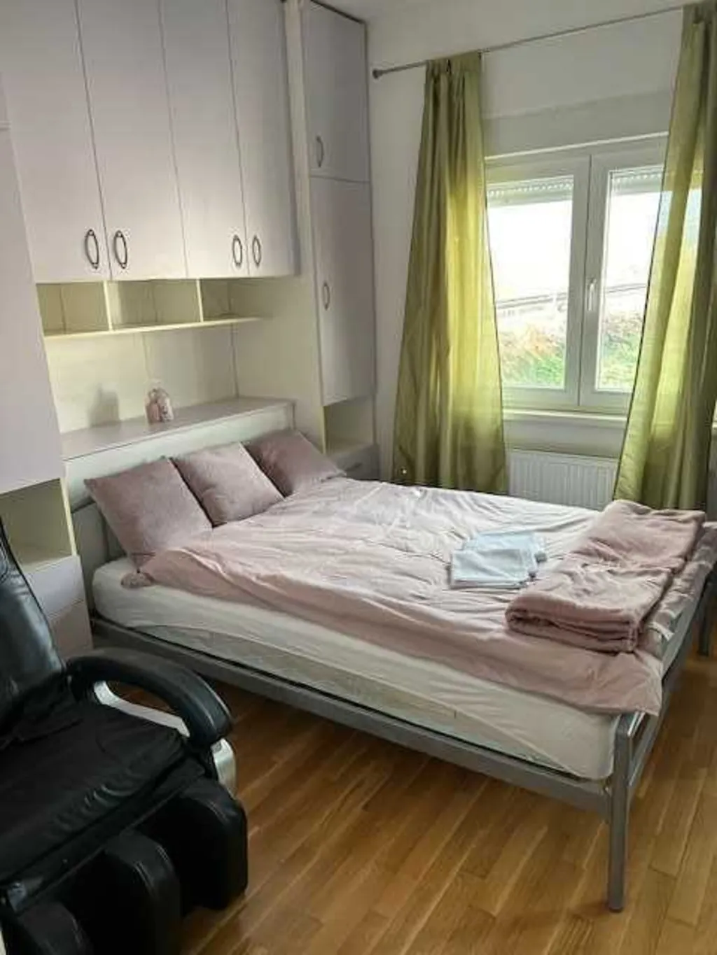 Apartman*** s parkingom Kajzerica