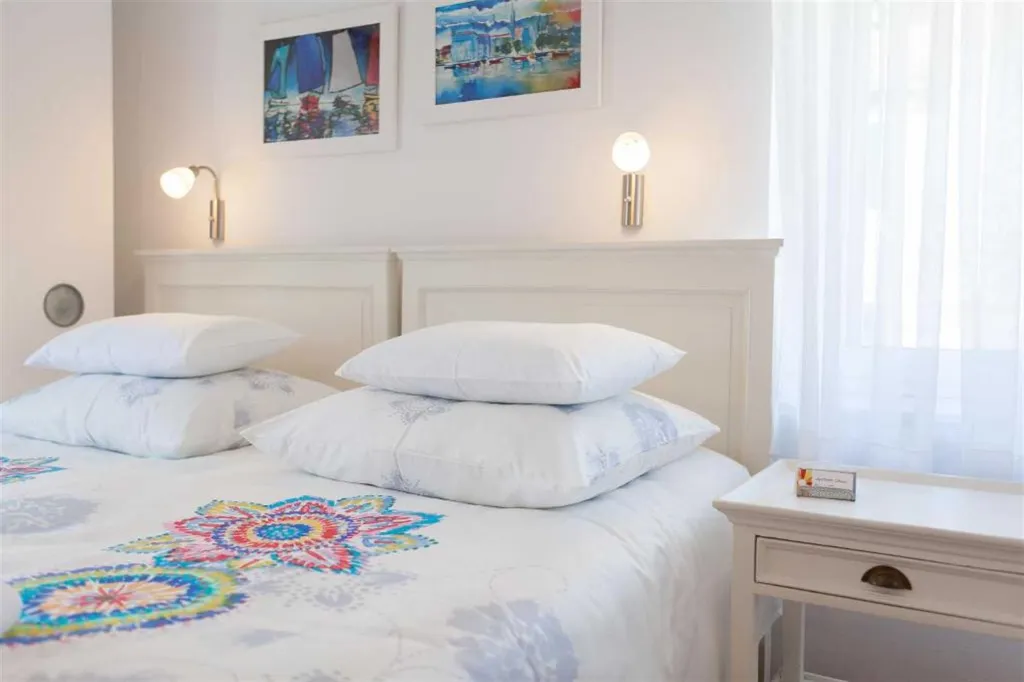 The apartment has everything you need for a pleasant stay.
