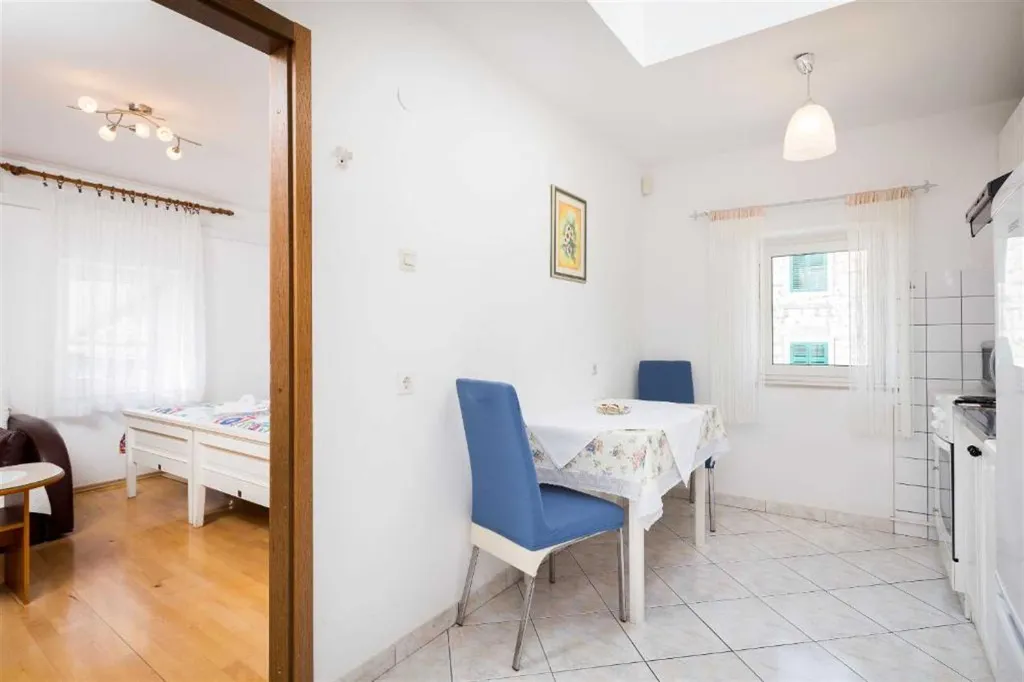 The apartment has everything you need for a pleasant stay.