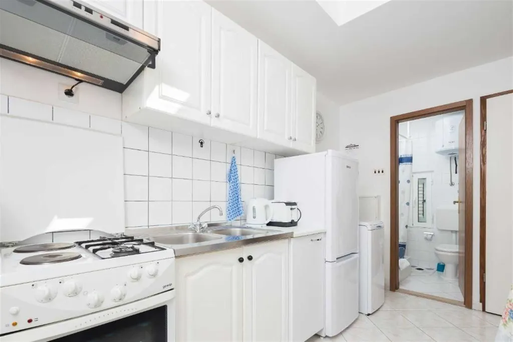 The apartment has everything you need for a pleasant stay.
