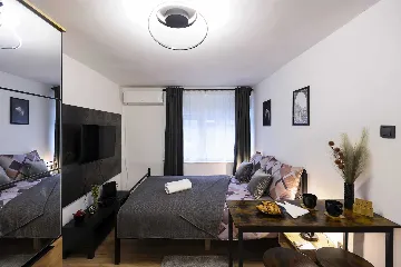 Zagreb Studio Apartment for 2 Guests