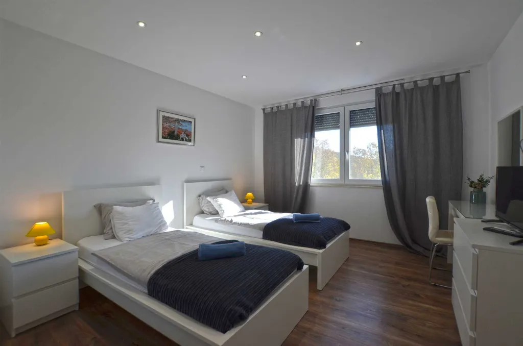 Rovinj Villa for 8 Guests with Parking
