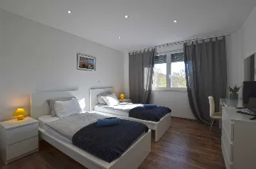 Rovinj Villa for 8 Guests with Parking