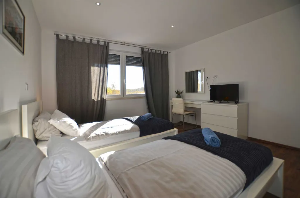 Rovinj Villa for 8 Guests with Parking