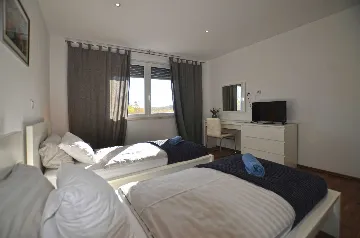 Rovinj Villa for 8 Guests with Parking