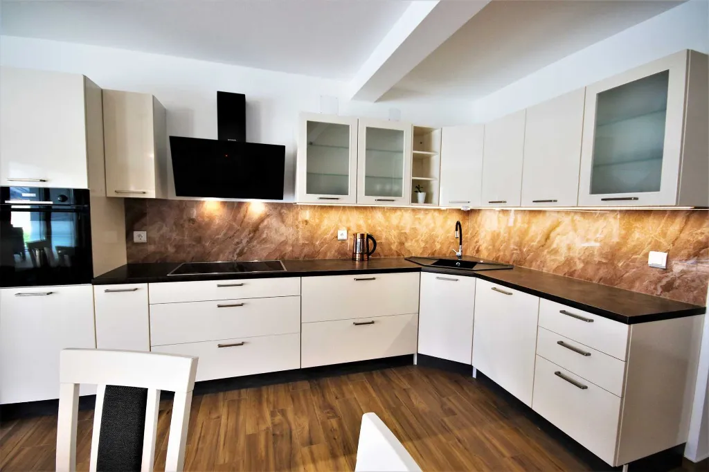 4-Bedroom Villa in Vodnjan with Private Pool