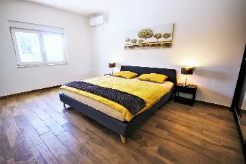 4-Bedroom Villa in Vodnjan with Private Pool