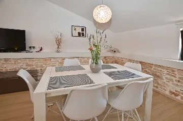 3-Bedroom Apartment in Rovinj for Up to 6