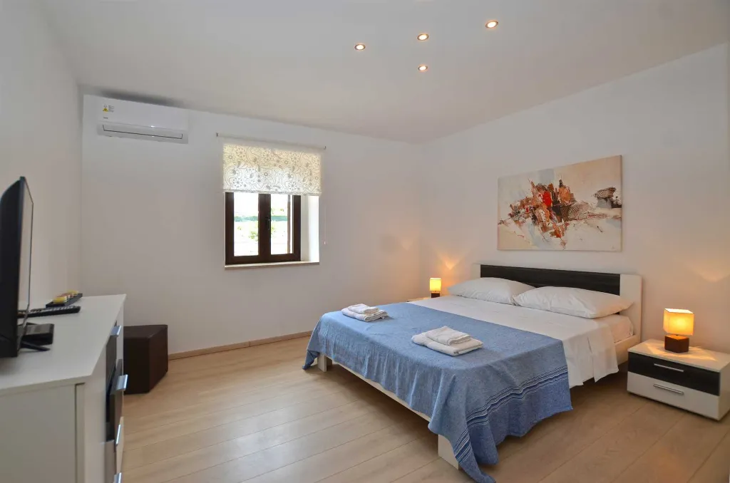 3-Bedroom Apartment in Rovinj for Up to 6