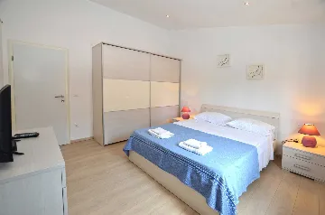 3-Bedroom Apartment in Rovinj for Up to 6