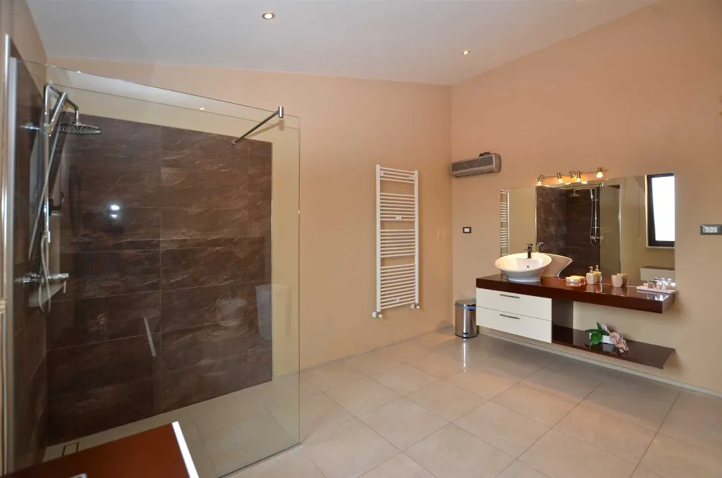3-Bedroom Apartment in Rovinj for Up to 6
