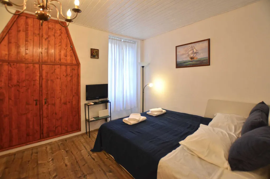 One-Bedroom Apartment in Rovinj (Sleeps 3)