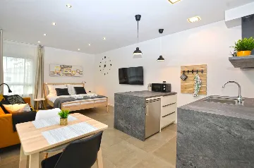 Studio Apartment in Bale for 2 Guests