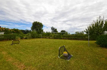 5-Bedroom Villa with Private Pool in Barban