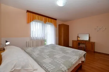 5-Bedroom Villa with Private Pool in Barban