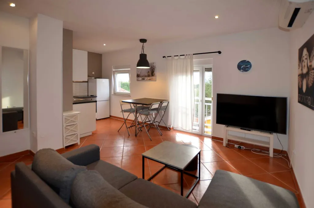 1-Bedroom Apartment for Up to 4 Guests in Rovinj