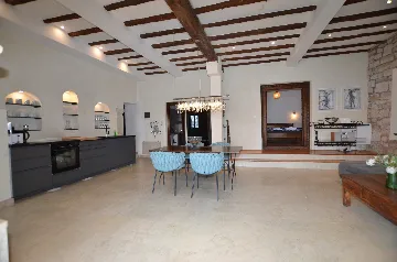 Rovinj Old Town One-Bedroom Apartment for 4