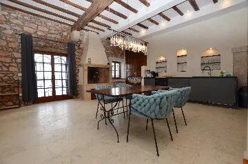 Rovinj Old Town One-Bedroom Apartment for 4