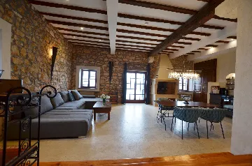 Rovinj Old Town One-Bedroom Apartment for 4