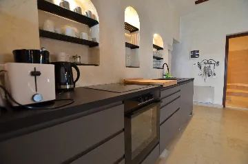 Rovinj Old Town One-Bedroom Apartment for 4