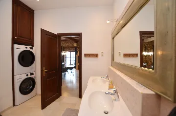 Rovinj Old Town One-Bedroom Apartment for 4