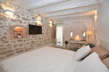 Renovated Old Town Studio Apartment in Rovinj