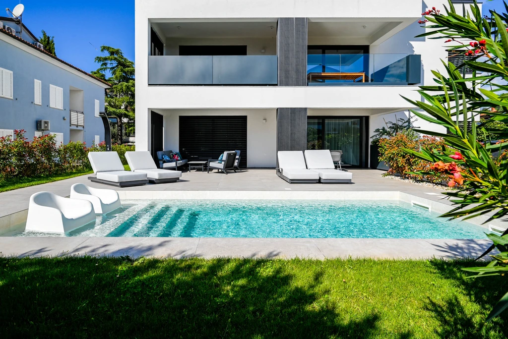 2-Bedroom Apartment with Private Pool in Rovinj