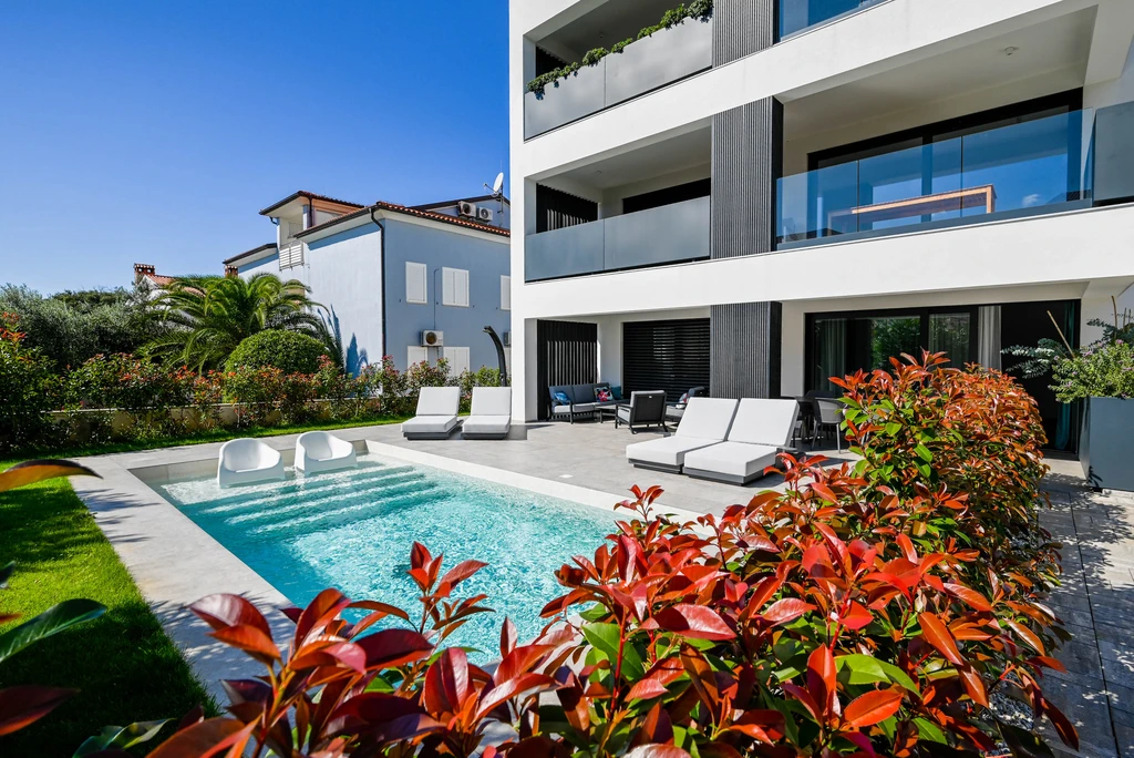 2-Bedroom Apartment with Private Pool in Rovinj