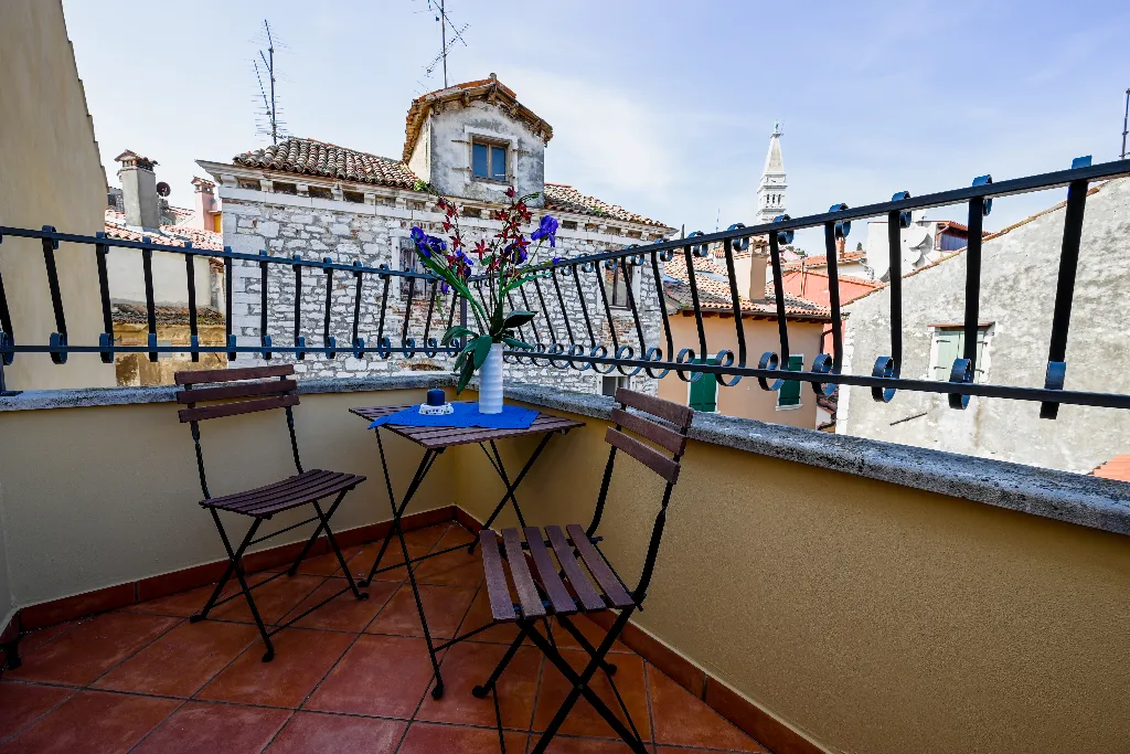 Rovinj 1-Bedroom Apartment with Balcony